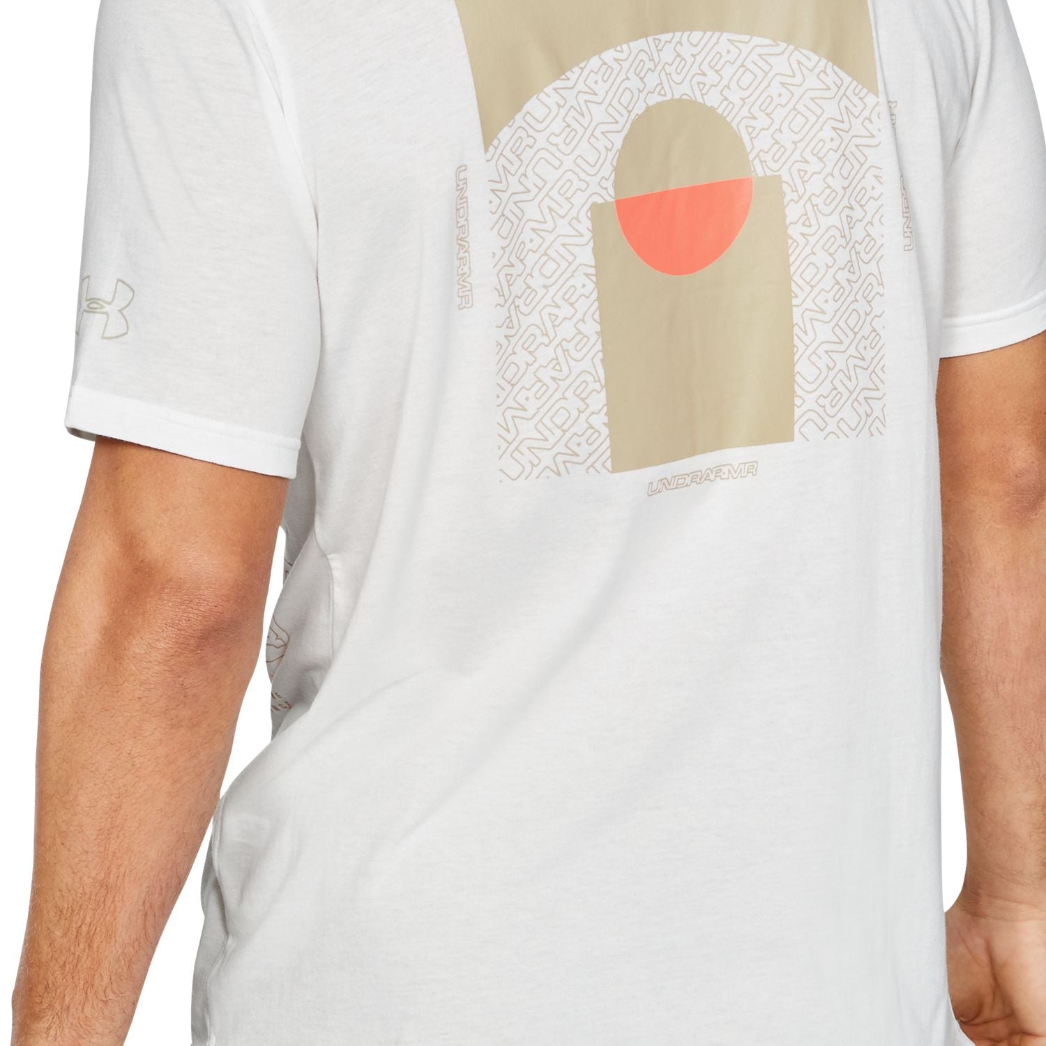 Polera Manga Corta UA Baseline Beyond The Arc para Hombre