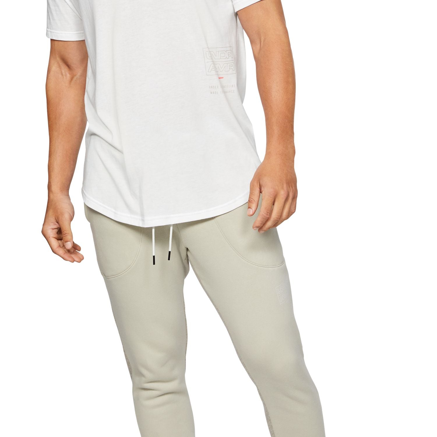 Polera Manga Corta UA Baseline Beyond The Arc para Hombre