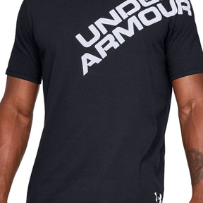 Polera manga corta con gráfico de la marca UA en el hombro para hombre