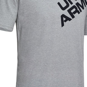 Polera manga corta con gráfico de la marca UA en el hombro para hombre