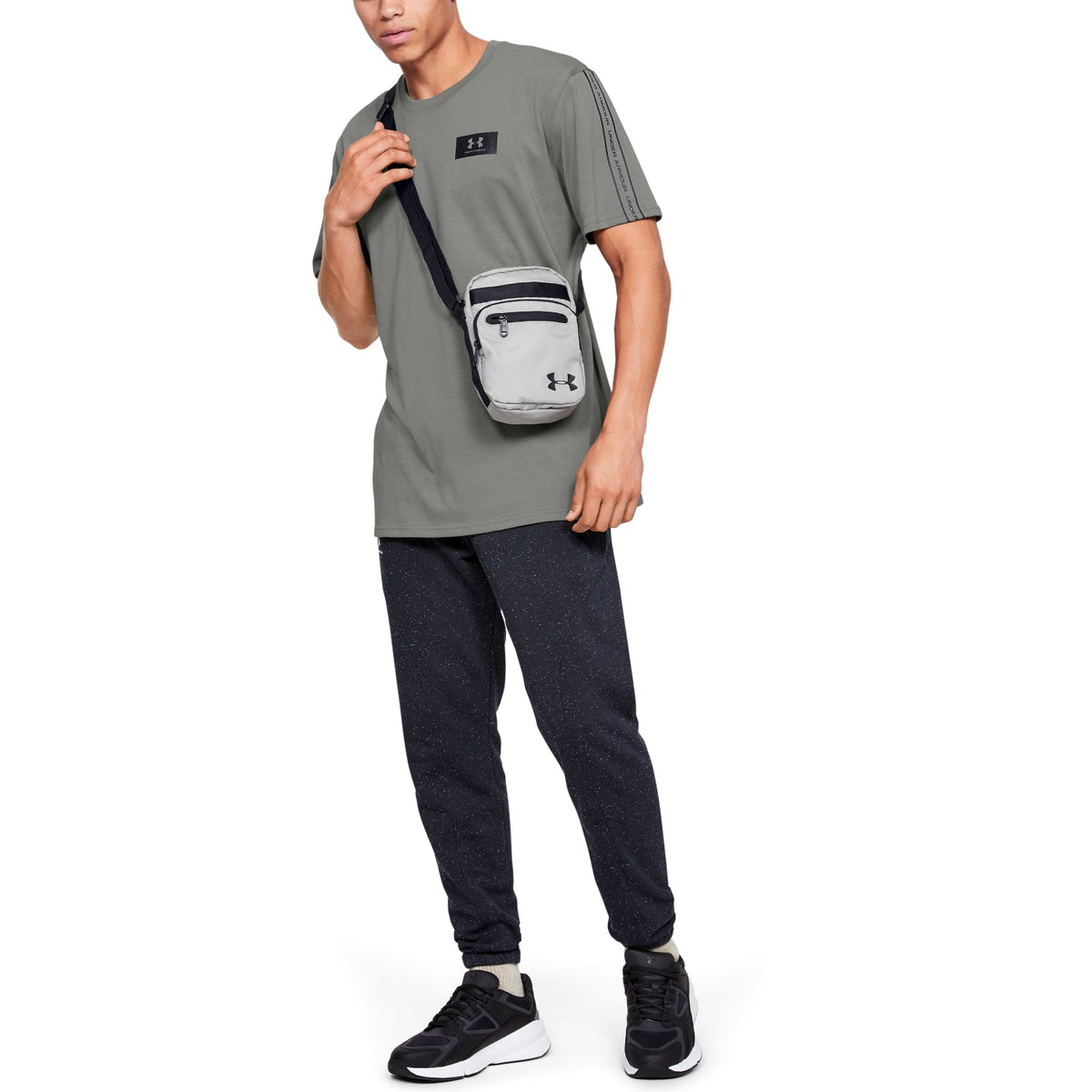 Polera Manga Corta UA Performance Shoulder para Hombre