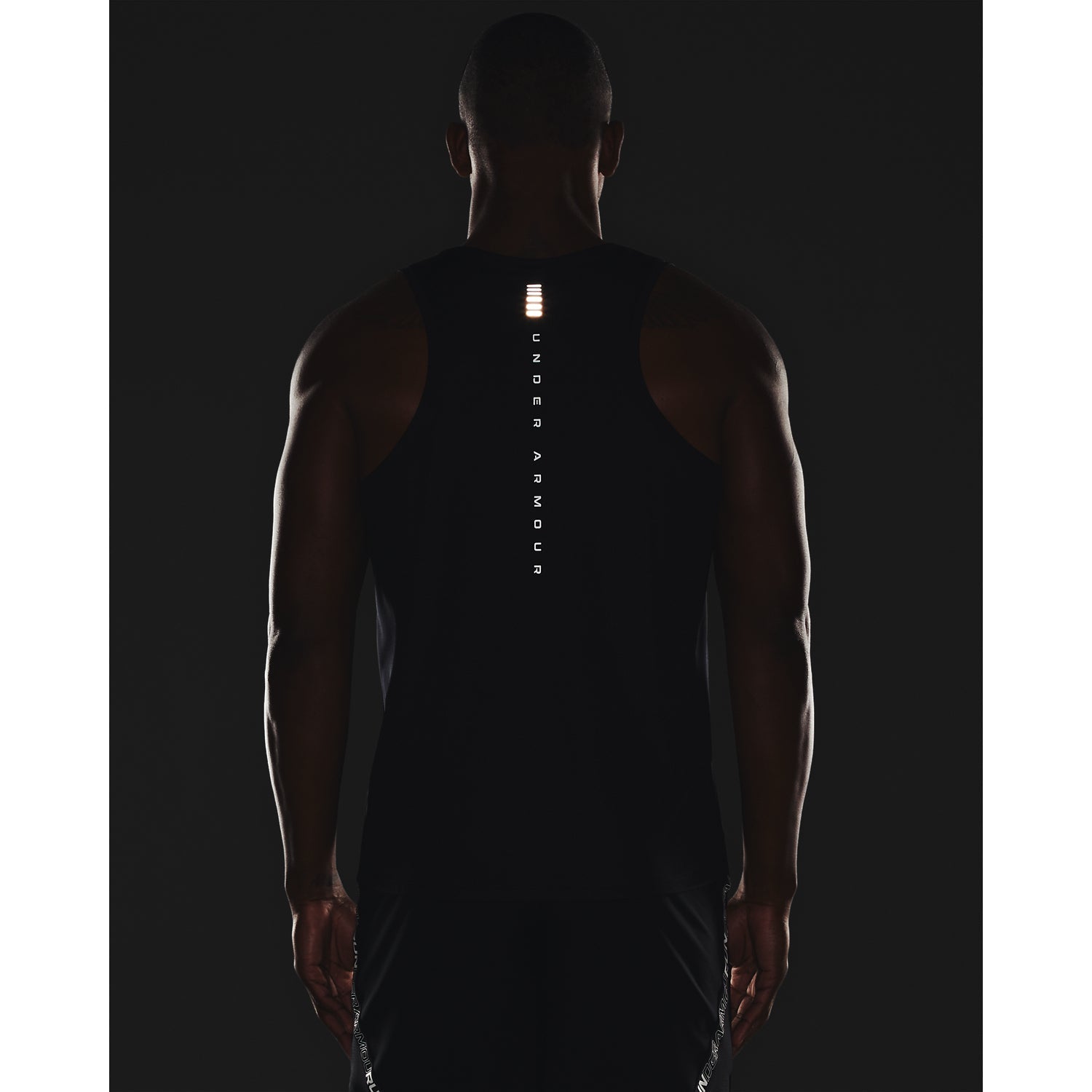 Polera sin mangas UA Speed Stride Shock para hombre