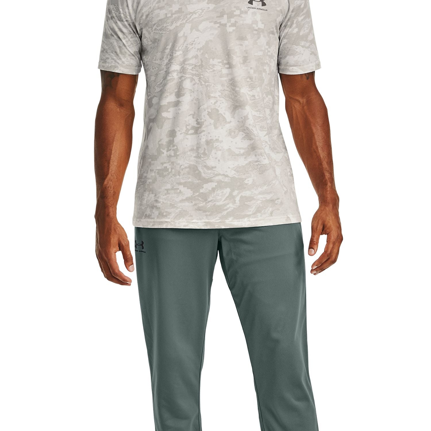 Polera Manga Corta All-Over Logo para Hombre Under Armour