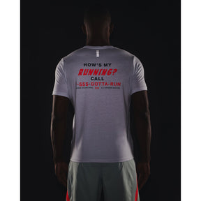 Polera Manga Corta UA How's My Running para Hombre