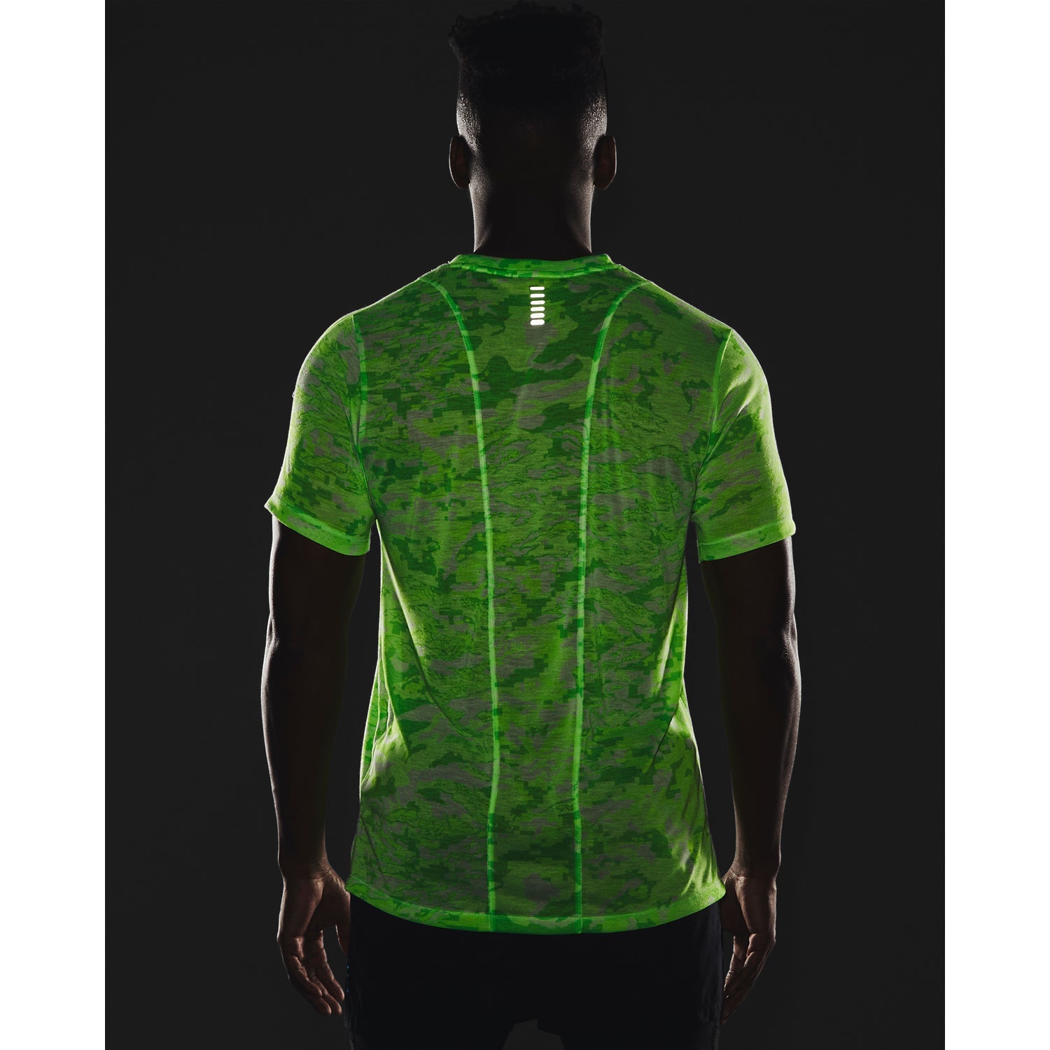 Polera manga corta UA Breeze Run para hombre