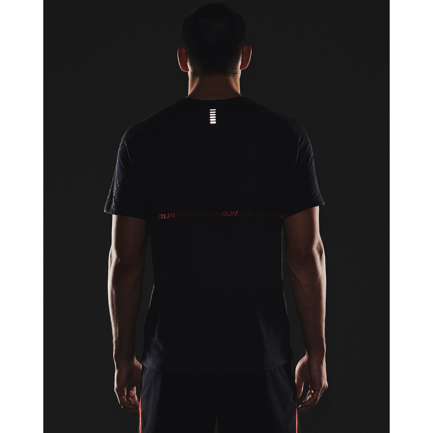 Polera Manga Corta UA Streaker Runclipse para Hombre