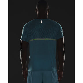 Polera Manga Corta UA Streaker Runclipse para Hombre