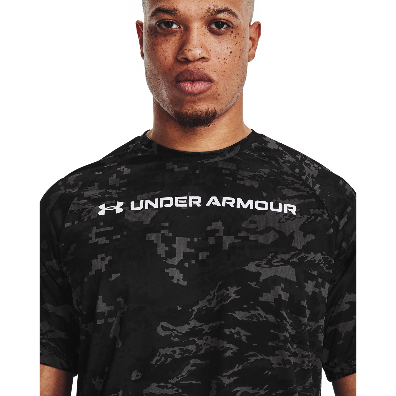 Polera Manga Corta UA Tech™ ABC Camo para Hombre