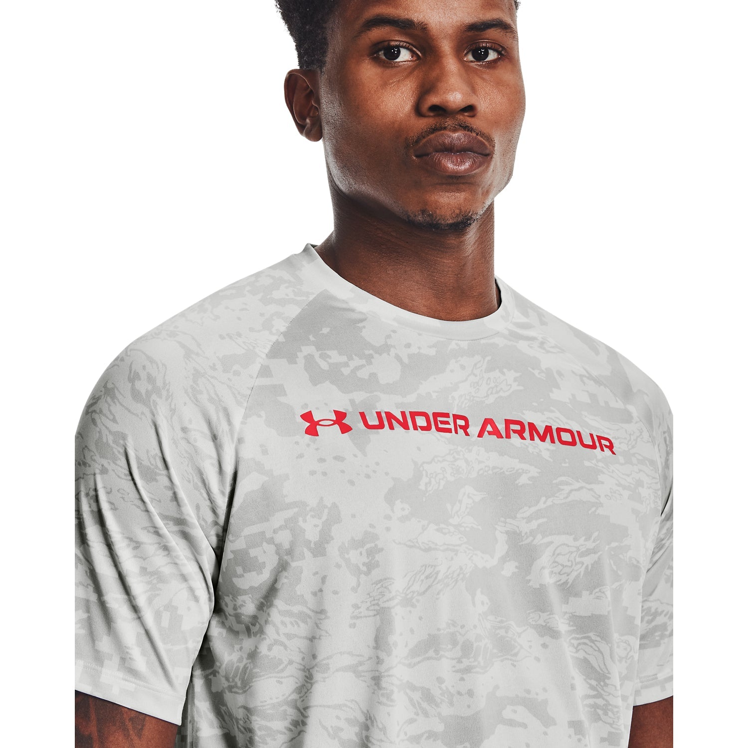 Polera Manga Corta UA Tech™ ABC Camo para Hombre