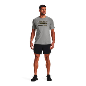 Polera UA Stacked Logo Fill T para hombre