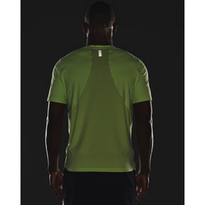 Polera UA Iso-Chill Run para hombre