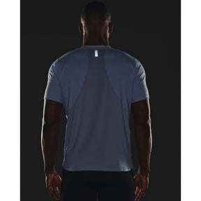 Polera UA Iso-Chill Run para hombre