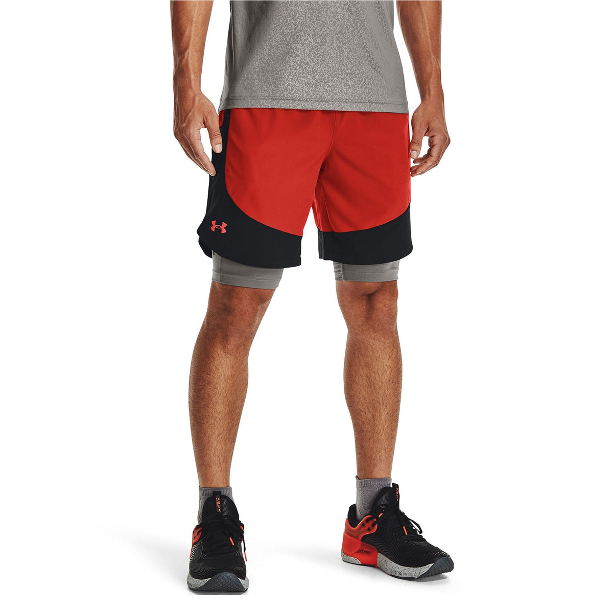 Shorts UA HIIT Woven Colorblock para hombre