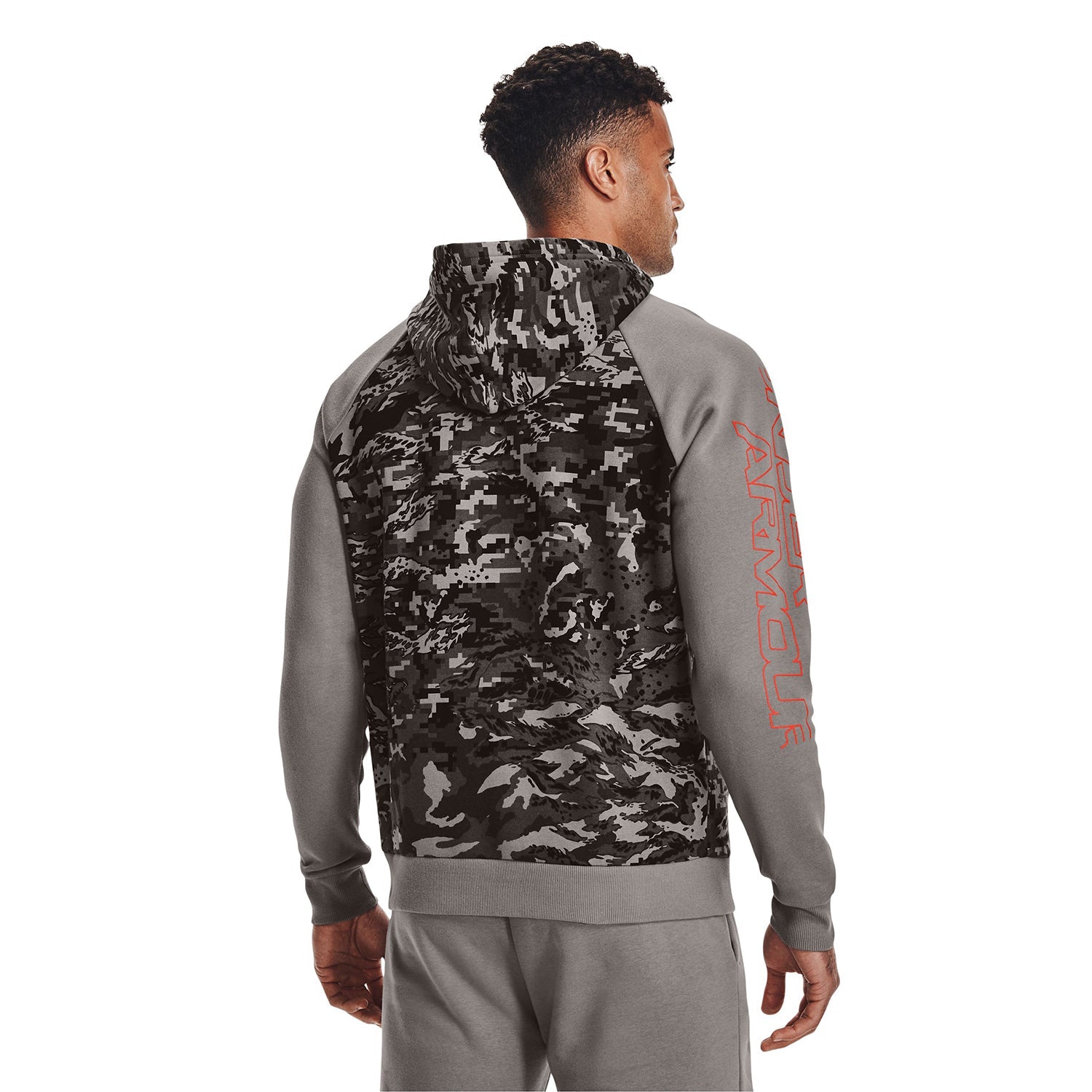 Polera manga larga UA Rival Fleece Camo Script para hombre
