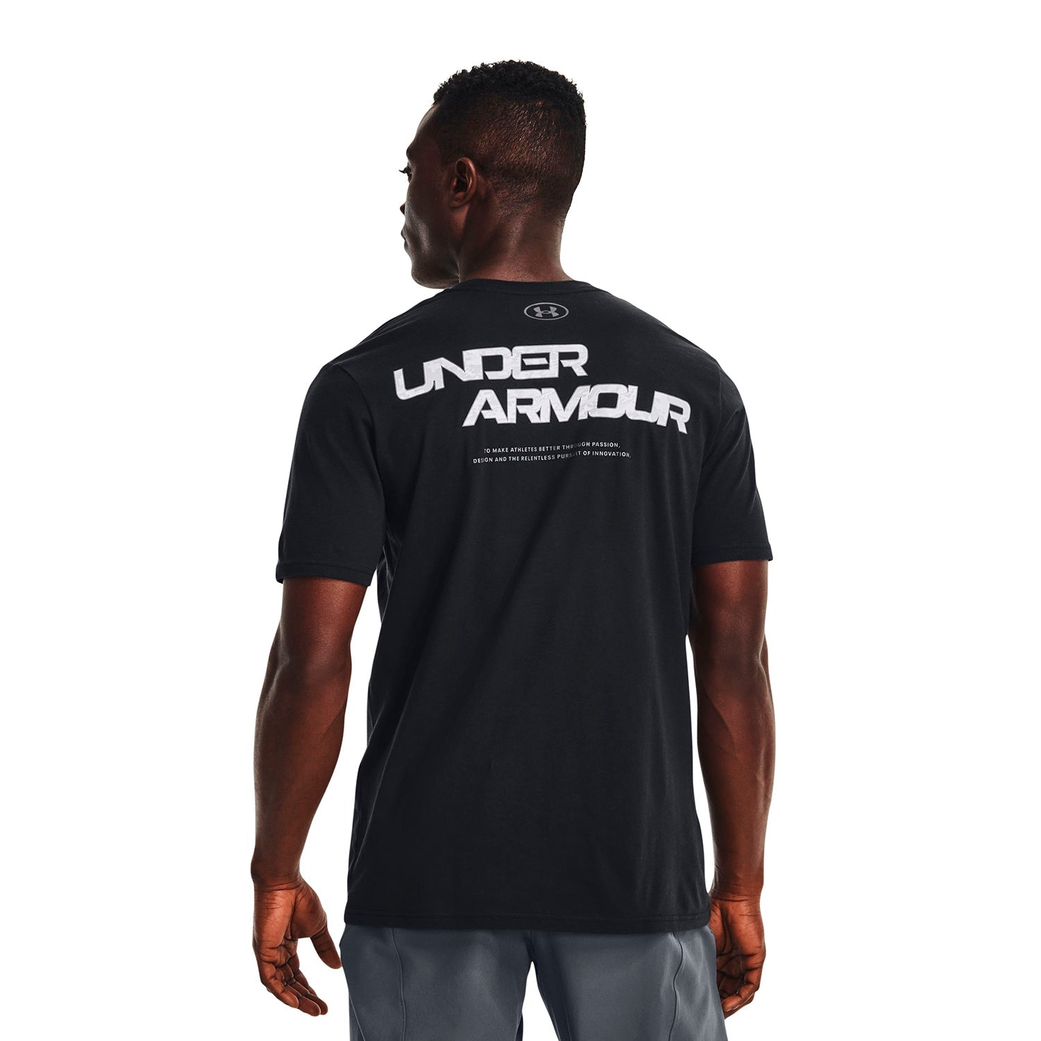 Polera manga corta UA ABC Camo Fill Wordmark para hombre