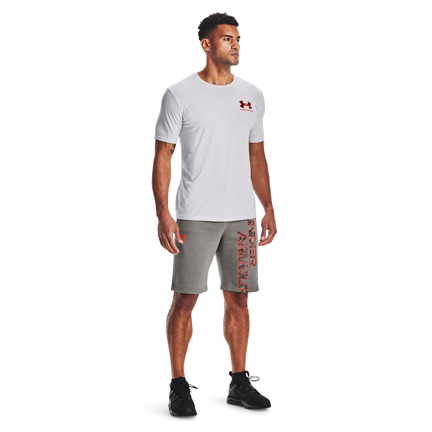 Polera manga corta UA ABC Camo Fill Wordmark para hombre