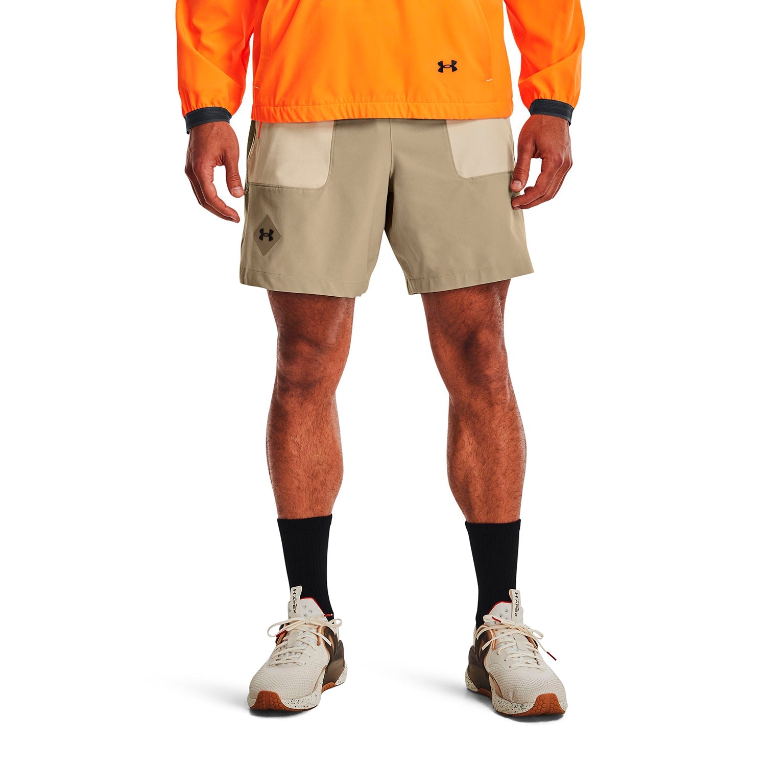 Shorts UA Terrain Woven para hombre