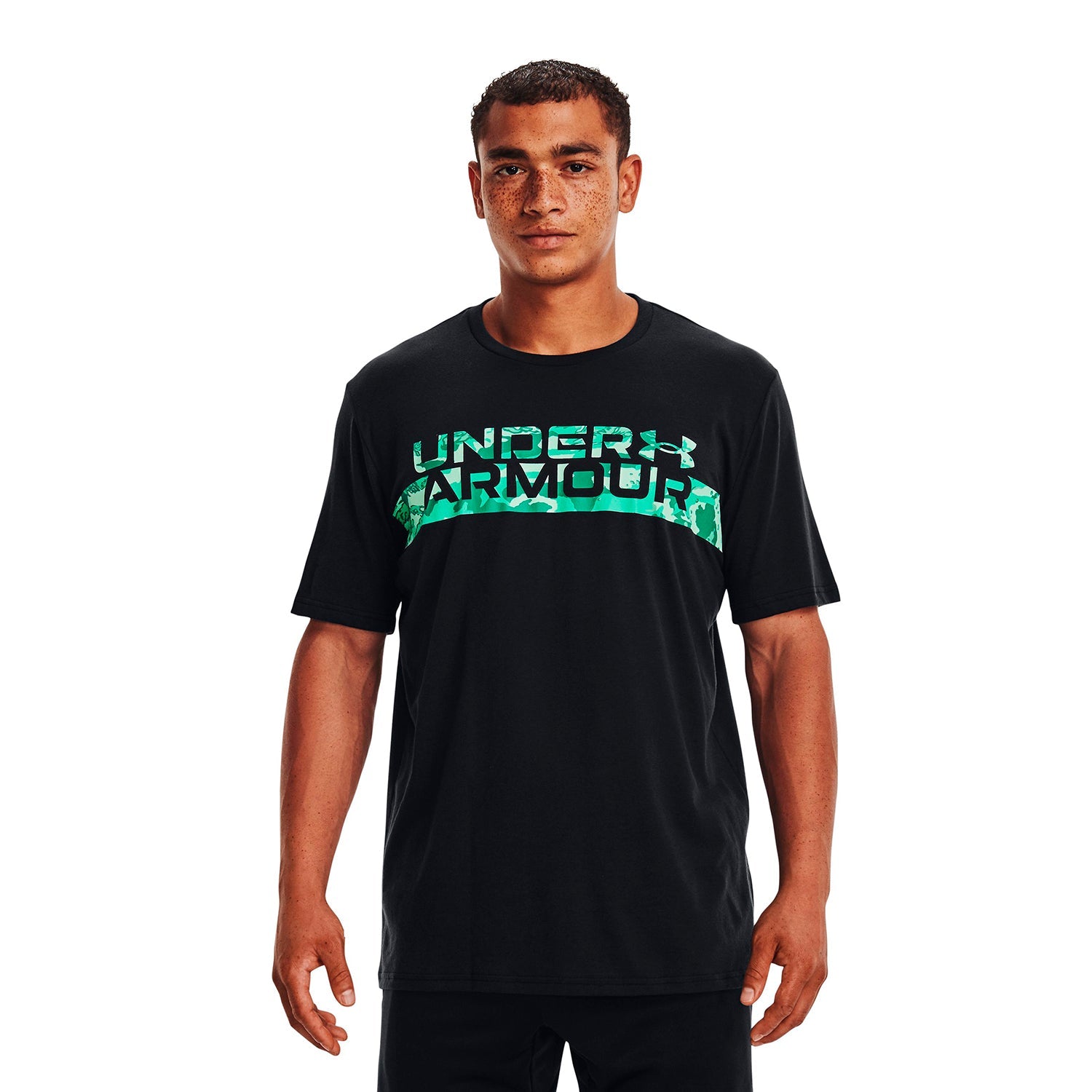 Polera UA Camo Chest Stripe para hombre