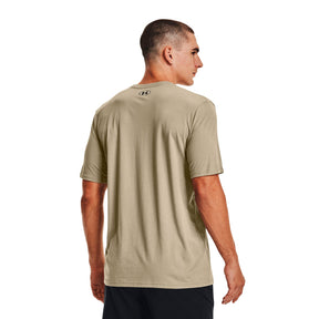 Polera UA Camo Chest Stripe para hombre