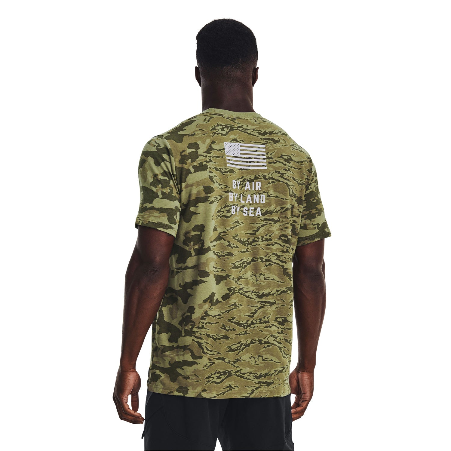 Polera Project Rock Veterans Day Show Camo para hombre