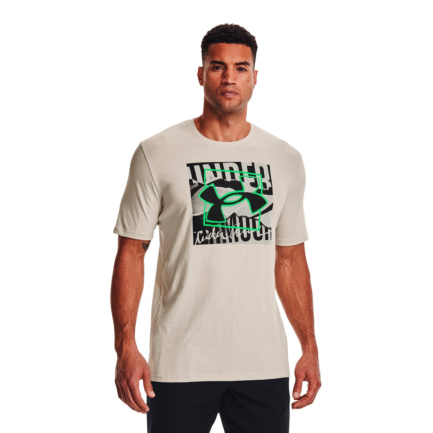 Polera UA Layered Logo para hombre